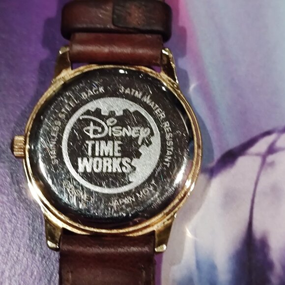 Disney Eeyore Watch - Picture 3 of 5
